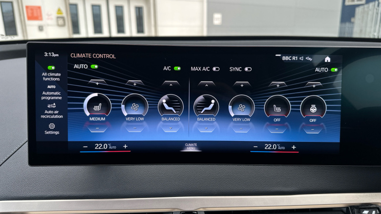 BMW iX 240kW xDrive40 M Sport 76.6kWh 5dr Auto Electric Estate